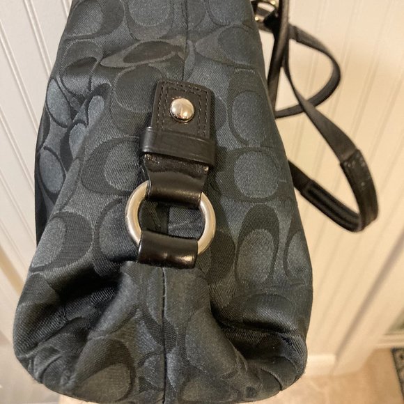 Coach Shoulder Bag - Picture 7 of 14